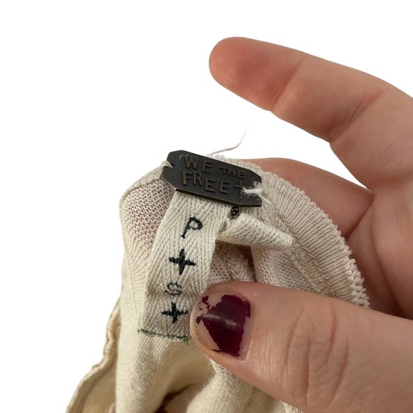 Free People Je Reve De Toi Appliqué Tee top shirt 100% Cotton Cream Size Small - Picture 5 of 11